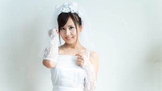 碧えみ　ベールを脱いだ女優の本性　～神聖な気持ちで淫らな濡れマンコ～