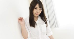 穂高ひな　Debut Vol.70　～スレンダー巨乳な着エロアイドルの生中出し生披露～